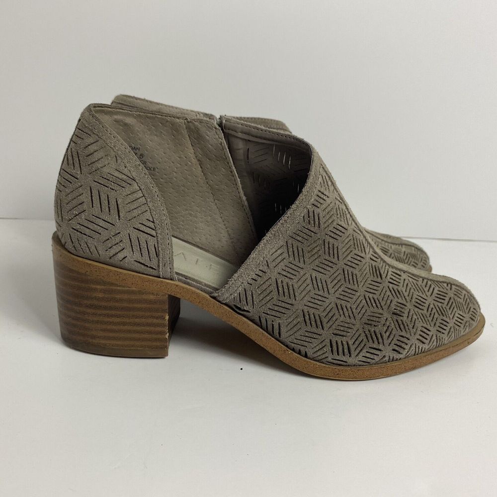 1. State Womens Size 8.5 Iddah Ankle Boots Gray Laser Cut Out Chunky Block Heel‎